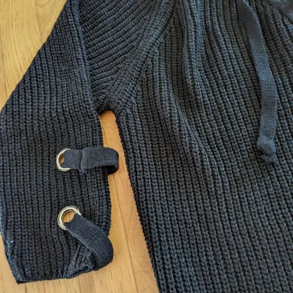 Love + Harmony V-Neck Long Sleeve Lace Up Sweater Cable Knit Black XS/S - Picture 5 of 9